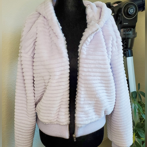 Forever 21 White Jacket - Picture 4 of 9